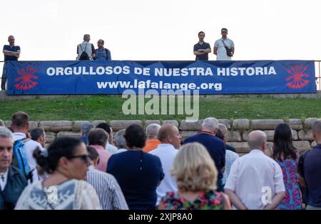 Madrid, Madrid, ESPAGNE. 19 juillet 2024. Acte fasciste organisé par le parti politique Falange dans le temple de Debod à Madrid. (Crédit image : © Richard Zubelzu/ZUMA Press Wire) USAGE ÉDITORIAL SEULEMENT! Non destiné à UN USAGE commercial ! Banque D'Images