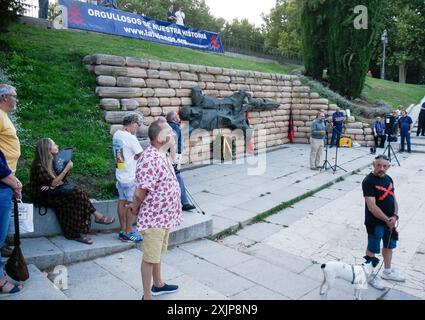 Madrid, Madrid, ESPAGNE. 19 juillet 2024. Acte fasciste organisé par le parti politique Falange dans le temple de Debod à Madrid. (Crédit image : © Richard Zubelzu/ZUMA Press Wire) USAGE ÉDITORIAL SEULEMENT! Non destiné à UN USAGE commercial ! Banque D'Images