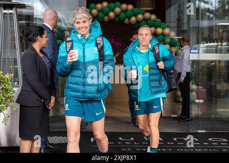 La joueuse Michelle Heyman quitte son camp dans le Parc Olympique pour MondayÕs entraînement avant le match contre la Chine MatildaÕs. Photo : Thomas Lisson Banque D'Images