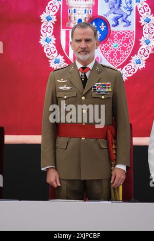 Le Roi Felipe VI lors de la clôture du XXV cours d'état-major général de l'École supérieure des forces armées, au Centro Superior de Estudios de la Defensa le 18 juin 2024 à Madrid, Espagne. Avec la participation des artistes : King Felipe VI of spain où : Madrid, Espagne quand : 18 juin 2024 crédit : Oscar Gonzalez/WENN Banque D'Images