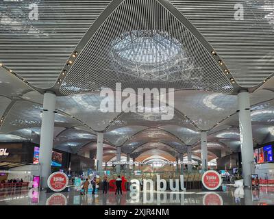 Portes d'embarquement internationales à l'aéroport Ataturk d'Istanbul Banque D'Images