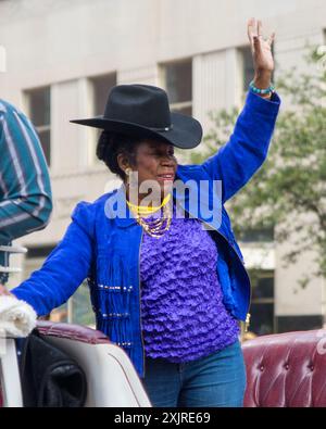 Houston, États-Unis. 29 février 2020. Sheila Jackson Lee, membre du Congrès de longue date, est décédée le 19 juillet 2024, à l'âge de 74 ans, après une bataille contre le cancer du pancréas. Lee a été très actif dans la communauté de Houston et est vu ici dans le Rodeo Houston Parade 2020 le 29 février 2020 à Houston, Texas. (Photo de Jennifer Lake/Sipa USA) crédit : Sipa USA/Alamy Live News Banque D'Images