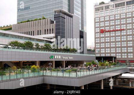 GARE DE SHINJUKU TOKYO Banque D'Images