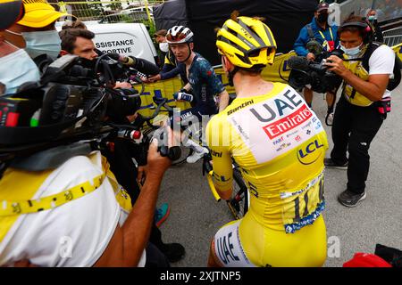 Tour de France 2024 - 111ème Edition - 19ème étape Embrun - Isola 2000 144,6 km - 19/07/2024 - Matteo Jorgenson (USA - Team Visma - Lease a Bike) - Tadej Pogacar (SLO - UAE Team Emirates) - photo Luca Bettini/Pool/GodingImages Banque D'Images