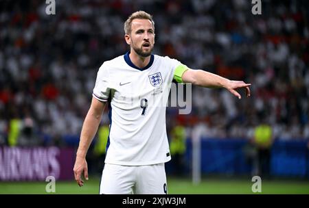 Fussball, Europameisterschaft, EURO 2024, finale, Olympiastadion Berlin : Spanien - Angleterre 2:1 ; Harry Kane (ENG). Aktion, Einzelbild. Banque D'Images