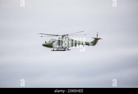 Fairford, Royaume-Uni. 20 juillet 2024. RAF Fairford continue au cours du week-end, les visiteurs enthousiastes découvriront les vues et les sons palpitants de plus de deux cent cinquante avions de toutes formes et de toutes tailles, de toutes époques au sol et dans les airs. Les conditions de vol étaient excellentes avec Blue Skies. Il y avait plus de 4 heures de vol le vendredi, samedi et dimanche aura sept heures plus. Crédit : Keith Larby/Alamy Live News Banque D'Images