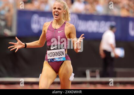 Londres, Royaume-Uni. 20 juillet 2024. Keely HODGKINSON (Grande-Bretagne et Irlande du Nord) célèbre avoir remporté le 800 m Women lors de la Wanda Diamond League London Athletics Meet le samedi 20 juillet 2024 au London Stadium de Londres, Angleterre. (Claire Jeffrey/SPP) crédit : photo de presse SPP Sport. /Alamy Live News Banque D'Images