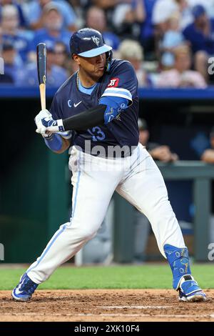 Kansas City, Missouri, États-Unis. 19 juillet 2024. Salvador Perez (13 ans), receveur des Royals du Kansas City, affronte les White Sox de Chicago au Kauffman Stadium de Kansas City, Missouri. David Smith/CSM/Alamy Live News Banque D'Images