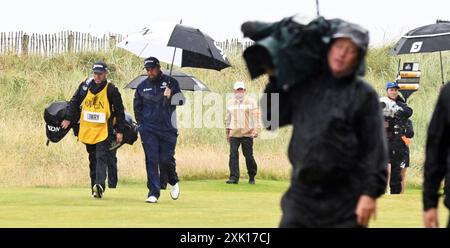 Troon, Écosse, Royaume-Uni. 20 juillet 2024. Shane Lowry sur le 1er fairway de la 3ème manche de l’Open, 20/07/24. Crédit : CDG/Alamy Live News Banque D'Images