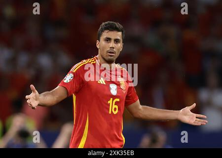 Berlin, Allemagne, 14 juillet 2024. Rodri d'Espagne réagit lors de la finale des Championnats d'Europe de l'UEFA à l'Olympiastadion de Berlin. Photo : Jonathan Moscrop / Sportimage Banque D'Images