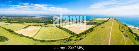 Panorama de Ballard Cliff sur Studland depuis un drone, Jurassic Coast, Dorset Coast, Poole, Angleterre Banque D'Images