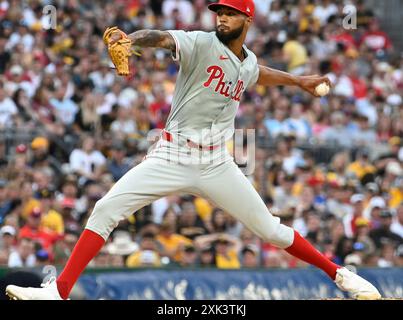 Pittsburgh, États-Unis. 20 juillet 2024. Cristopher Sánchez (61), lanceur des Phillies de Philadelphie, se lance dans la manche de fifith contre les Pirates de Pittsburgh au PNC Park le samedi 20 juillet 2024 à Pittsburgh. Photo par Archie Carpenter/UPI crédit : UPI/Alamy Live News Banque D'Images