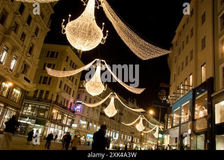 Décorations la nuit le jour de Noël - Vienne, Autriche Banque D'Images