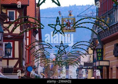 Décorations de rue de Noël - Miltenberg, Allemagne Banque D'Images