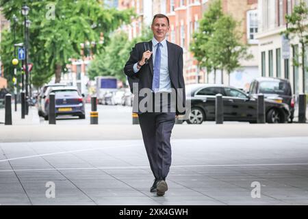 Londres, 21 juillet 2024. Jeremy Hunt, ancien chancelier et maintenant chancelier de l'Échiquier de Shadown, est vu devant la BBC dans le centre de Londres pour les émissions du dimanche matin et la ronde médiatique. Crédit : Imageplotter/Alamy Live News Banque D'Images