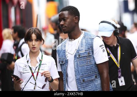 IDRIS Damson Alade-Bo (GBR), acteur jouant Joshua Pearce, pilote de l'équipe fictive APX GP dans le film Apex F1 d'Apple Studios / Bruckheimer films, portrait lors du Grand Prix de Hongrie de formule 1 2024, 13ème manche du Championnat du monde de formule 1 2024 du 19 au 21 juillet, 2024 sur le Hungaroring, à Mogyorod, Hongrie Banque D'Images