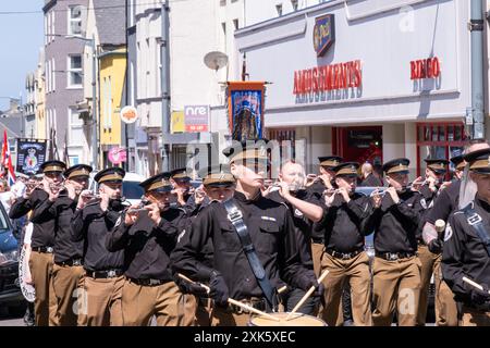 Portrush, Irlande du Nord - 1er juin 2024 : Orange Order Co. Antrim Junior Parade, Silver Plains Moyarget Flute Band. Concept loyaliste, loyalisme Banque D'Images