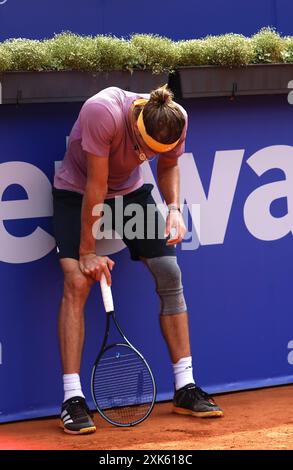 Hambourg, Allemagne. 21 juillet 2024. Tennis : ATP Tour - Hambourg, simples, hommes, finale. Zverev (Allemagne) − fils (France). Alexander Zverev réagit. Crédit : Frank Molter/dpa/Alamy Live News Banque D'Images
