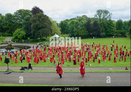 Preston, Lancashire, Royaume-Uni. 21 juillet 2024. Le must Wuthering Heights Day Ever - Kate Bush journée d'appréciation tenue à Miller Park, Preston, Lancashire, Royaume-Uni. Crédit : Garry Cook/Alamy Live News Banque D'Images