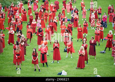 Preston, Lancashire, Royaume-Uni. 21 juillet 2024. Le must Wuthering Heights Day Ever - Kate Bush journée d'appréciation tenue à Miller Park, Preston, Lancashire, Royaume-Uni. Crédit : Garry Cook/Alamy Live News Banque D'Images