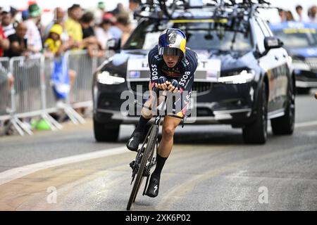 Nice, France. 21 juillet 2024. L'australien Jai Hindley de Red Bull-Bora-Hansgrohe photographié en action lors de l'étape 21, la dernière étape du Tour de France 2024, un contre-la-montre individuel de Monaco à Nice, France (33, 7 km), dimanche 21 juillet 2024. La 111ème édition du Tour de France débute le samedi 29 juin et se termine à Nice le 21 juillet. BELGA PHOTO TOM GOYVAERTS crédit : Belga News Agency/Alamy Live News Banque D'Images