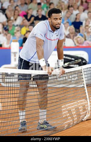 Hambourg, Allemagne. 21 juillet 2024. Tennis : ATP Tour - Hambourg, simples, hommes, finale. Zverev (Allemagne) − fils (France). Arthur fils réagit. Crédit : Frank Molter/dpa/Alamy Live News Banque D'Images