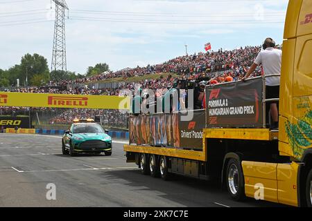Driver Parade avant la course pendant Raceday le dimanche 21 juillet, du Grand Prix de Hongrie de formule 1 2024, qui aura lieu sur Hungaroring Track à Mogyorod, Budapest, Hongrie, du 19 au 21 juillet 2024 Banque D'Images