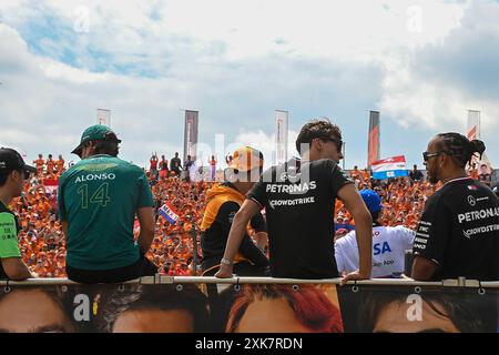 Mogyorod, Hongrie. 21 juillet 2024. Défilé des pilotes avant la course de Raceday le dimanche 21 juillet du Grand Prix de Hongrie de formule 1 2024, prévu sur le circuit Hungaroring de Mogyorod, Budapest, Hongrie, du 19 au 21 juillet 2024 (photo Alessio de Marco/Sipa USA) crédit : Sipa USA/Alamy Live News Banque D'Images