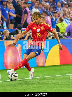 Lamine Yamal, ESP 19 dans le match de demi-finale ESPAGNE, France. , . Le 9 juillet 2024 à Munich, Allemagne. Photographe : ddp images/STAR-images crédit : ddp Media GmbH/Alamy Live News Banque D'Images