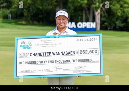 Sylvania, Ohio, États-Unis. 21 juillet 2024. CHANETTEE WANNASAEN 20 de Thaïlande remporte le Dana Open 2024 au Highland Meadows Golf Club à Sylvania, Ohio, remportant la victoire. (Crédit image : © Brian Dempsey/ZUMA Press Wire) USAGE ÉDITORIAL SEULEMENT! Non destiné à UN USAGE commercial ! Banque D'Images