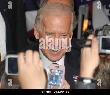 Henderson, États-Unis d'Amérique. 15 novembre 2007. HENDERSON- NV - OCTOBRE 17 : le sénateur américain Joe Biden (D-DE) AU rassemblement d'Obama. Le 17 octobre 2008 à Henderson, Nevada. Personnes: Joe Biden crédit: Storms Media Group/Alay Live News Banque D'Images