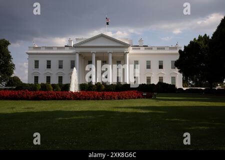 Washington DC, États-Unis. 21 juillet 2024. La Maison Blanche est vue à Washington, DC, États-Unis le 21 juillet 2024. Le jour où Joe Biden a quitté l'élection présidentielle américaine et a approuvé le vice-président Kamala Harris comme nouveau candidat du Parti démocrate. (Photo de Aashish Kiphayet/Alamy Live News) crédit : Aashish Kiphayet/Alamy Live News Banque D'Images