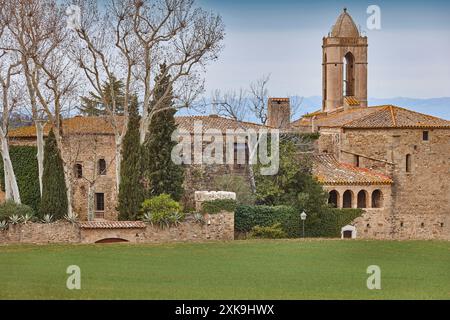 Village traditionnel de Pubol. Résidence de gala. Gérone, Catalogne. Espagne Banque D'Images