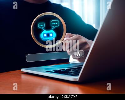 Outils d'optimisation des moteurs de recherche AI, concept de technologie en ligne SEO. La barre de recherche apparaît pendant que l'homme d'affaires tient la loupe avec l'icône de chat bot dans Banque D'Images