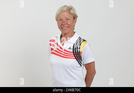 Bruxelles, Belgique. 22 juillet 2024. La belge Brigitte Frankard photographiée lors d’une séance photo pour le Comité paralympique belge en prévision des Jeux Paralympiques de Paris 2024, à Bruxelles, le lundi 22 juillet 2024. BELGA PHOTO VIRGINIE LEFOUR crédit : Belga News Agency/Alamy Live News Banque D'Images