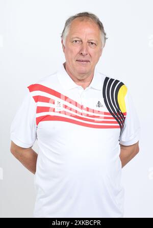 Bruxelles, Belgique. 22 juillet 2024. Le belge Philippe Midrez photographié lors d’une séance photo pour le Comité paralympique belge en prévision des Jeux Paralympiques de Paris 2024, à Bruxelles, le lundi 22 juillet 2024. BELGA PHOTO VIRGINIE LEFOUR crédit : Belga News Agency/Alamy Live News Banque D'Images