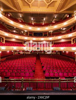 Intérieur du His Majesty's Theatre à Aberdeen, Écosse Banque D'Images