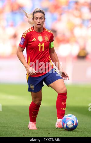 LA COROGNE, ESPAGNE - 16 JUILLET : Alexia Putellas, espagnole, court avec le ballon lors du match de l'UEFA Women's European Qualifiers League entre l'Espagne et BE Banque D'Images