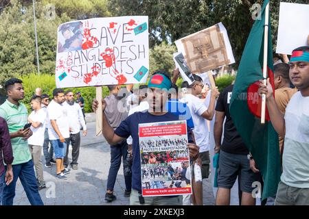 Rome, Italie. 22 juillet 2024. Manifestation devant le siège du Ministère des Affaires étrangères à Rome organisée par des représentants de la communauté bangladaise (photo de Matteo Nardone/Pacific Press) crédit : Pacific Press Media production Corp./Alamy Live News Banque D'Images