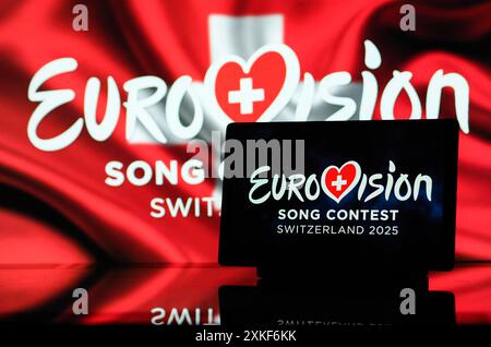 Allemagne. 23 juillet 2024. Dans cette illustration photo, le logo du concours Eurovision de la chanson 2025 est affiché sur une tablette. Crédit : SOPA images Limited/Alamy Live News Banque D'Images