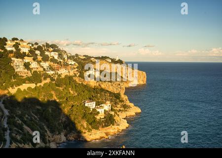 La côte de Benitatxell sur la Costa Blanca, alicante Banque D'Images