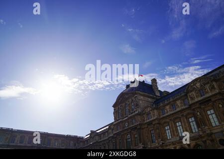 Paris, France. 20 octobre 2022. Paris, France, 20 octobre 2022 : Musée national d'art Louvre (Musée du Louvre) dans la ville de Paris, France. (Daniela J. Porcelli/SPP) crédit : SPP Sport Press photo. /Alamy Live News Banque D'Images