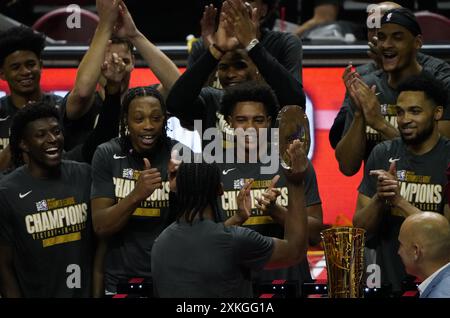 Las Vegas, États-Unis. 22 juillet 2024. Les membres de Miami Heat célèbrent la finale de la NBA Summer League contre Memphis Grizzlies à Las Vegas, aux États-Unis, le 22 juillet 2024. Crédit : Wu Xiaoling/Xinhua/Alamy Live News Banque D'Images