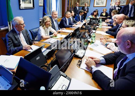 Roma, Italie. 23 juillet 2024. La presidente del Consiglio Giorgia Meloni durante l'audizione al Copasir presieduto da Lorenzo Guerini. Roma, Marted&#xec;, 23 Luglio 2024 (Foto Roberto Monaldo/LaPresse) le premier ministre Giorgia Meloni lors de l'audition devant la Commission parlementaire pour la sécurité de la république présidée par Lorenzo Guerini. Rome, mardi 23 juillet 2024 (photo Roberto Monaldo/LaPresse) crédit : LaPresse/Alamy Live News Banque D'Images