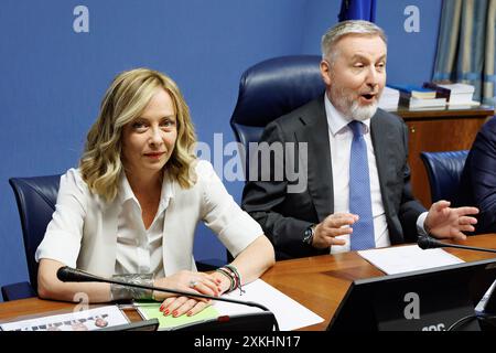 Roma, Italie. 23 juillet 2024. La presidente del Consiglio Giorgia Meloni durante l'audizione al Copasir presieduto da Lorenzo Guerini. Roma, Marted&#xec;, 23 Luglio 2024 (Foto Roberto Monaldo/LaPresse) le premier ministre Giorgia Meloni lors de l'audition devant la Commission parlementaire pour la sécurité de la république présidée par Lorenzo Guerini. Rome, mardi 23 juillet 2024 (photo Roberto Monaldo/LaPresse) crédit : LaPresse/Alamy Live News Banque D'Images