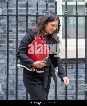 Londres, Angleterre, Royaume-Uni. 23 juillet 2024. LISA NANDY, secrétaire d'État à la culture, aux médias et aux Sports, quitte la réunion du Cabinet. (Crédit image : © Tayfun Salci/ZUMA Press Wire) USAGE ÉDITORIAL SEULEMENT! Non destiné à UN USAGE commercial ! Banque D'Images