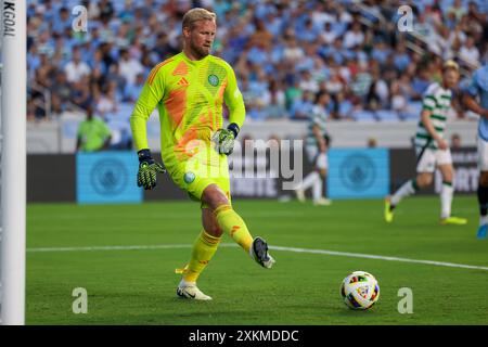 Chapel Hill, Caroline du Nord, États-Unis. 23 juillet 2024. Le gardien de but celtique Kasper Schmeichel (1) lors du match FC Series entre Manchester City et le Celtic au Kenan Memorial Stadium à Chapel Hill, Caroline du Nord. Greg Atkins/CSM/Alamy Live News Banque D'Images