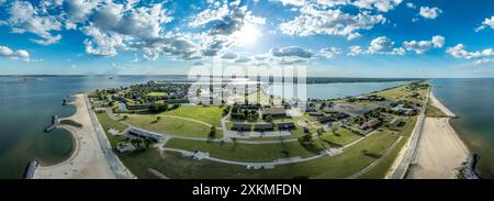 Vue aérienne de Fort Monroe ancienne installation militaire à Hampton, Virginie, Old point Comfort protégeant l'entrée de la baie avec sept bastions Banque D'Images