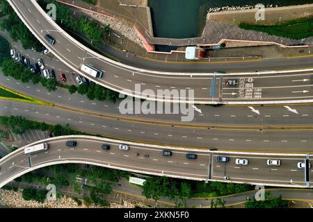 Vues depuis le centre de congrès et de divertissement de la tour de Macao, également connu sous le nom de tour de Macao, est une tour située à Sé, Macao, en Chine Banque D'Images