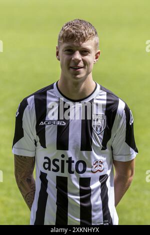 ALMELO, 23-07-2024, Asito stadion. Football néerlandais, Eredivisie, Photocall Heracles Almelo saison 2024/2025. Joueur d'Heracles Stijn Bultman crédit : Pro Shots/Alamy Live News Banque D'Images